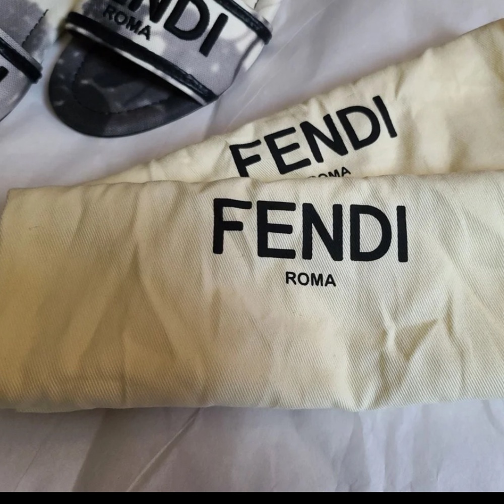 Fendi Slides ,